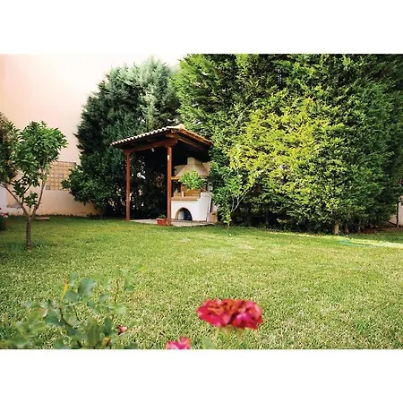 Three-bedroom Holiday In Achaias Feriehus Diakopto